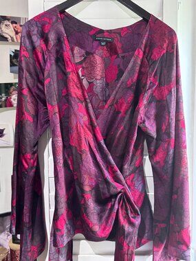 🌺✨ HOST PICK ✨🌺 Banana Republic Floral Wrap Blouse | Romantic Luxury ✨🌺